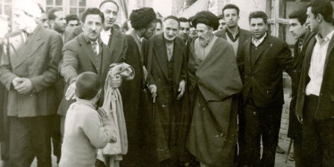 نامه مهم آیت‌الله خوانساری به شاه: از جمعیت شیعه حمایت کنید